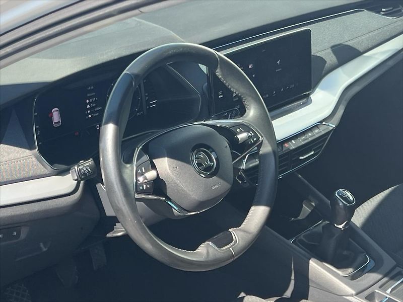 Škoda Octavia 2,0 TDi 110kW STYLE  IV. - fotka 10 z 25