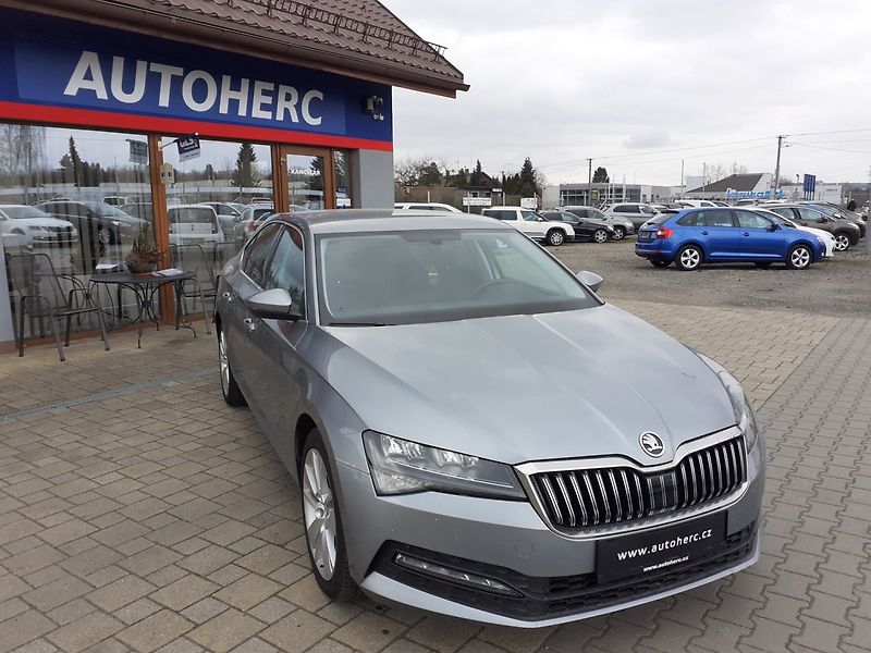 Škoda Superb (2020) 2.0 TDi 140Kw DSG ČR - fotka 2 z 32