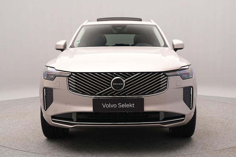 Volvo XC90 B5 AWD BRIGHT PLUS REZERVACE - fotka 16 z 55