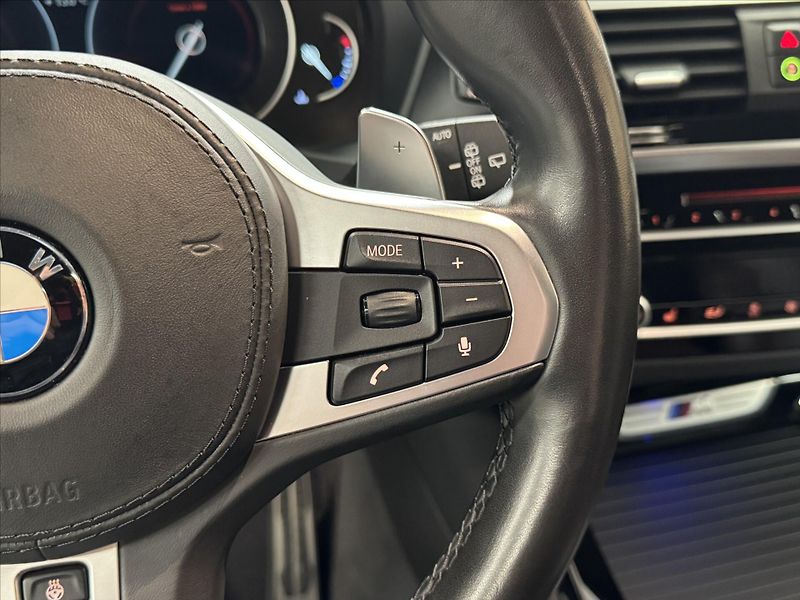 BMW X3 M40i LED HUD M-SPORT - fotka 11 z 30