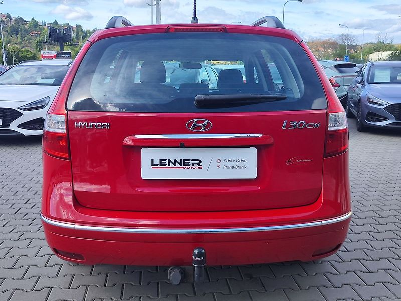 Hyundai i30 1.6 CVVT/92kW Made in Czech - fotka 6 z 24