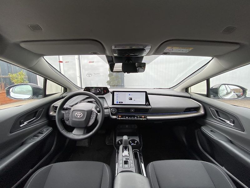 Toyota Prius 2.0Plug-in, ČR-1m, Prestige - fotka 13 z 34