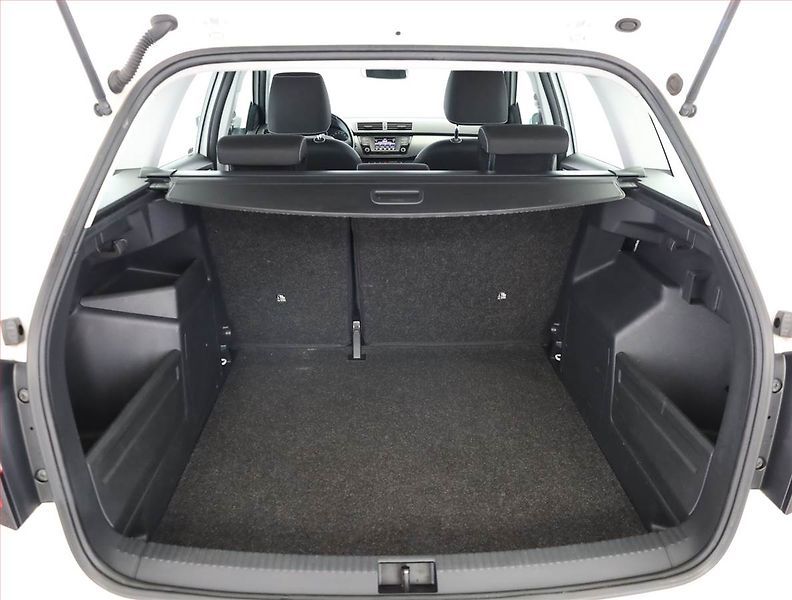 Škoda Fabia (2017) Style 1.4 TDI, Serv.kniha - fotka 18 z 19