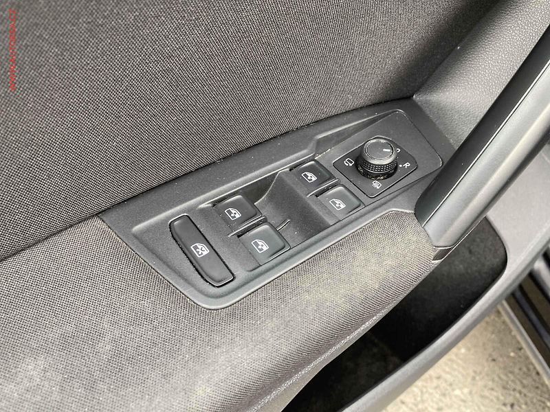 Volkswagen Tiguan (2016) 1.4 TSi, Trendline, TZ, navi - fotka 13 z 18