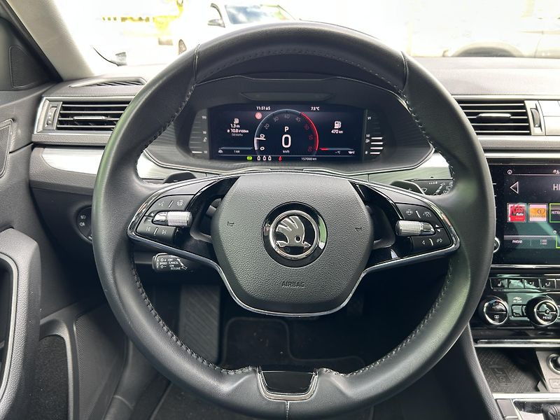 Škoda Superb (2022) 2.0 TDi 110 KW DSG - fotka 19 z 27