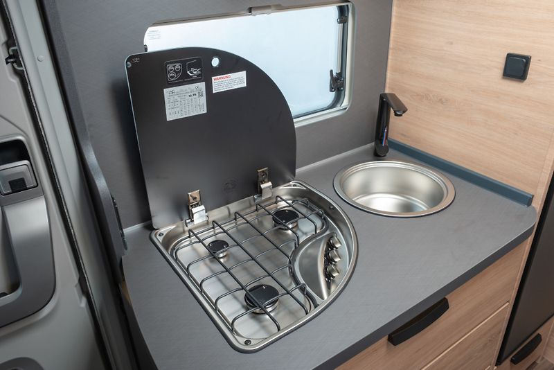 Knaus (2027) L!VE WAVE 650 MEG Platinum Sel - fotka 4 z 7