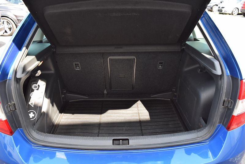 Škoda Rapid (2016) 1.2TSI 81kw AMBIT JOY XEN NAVI - fotka 9 z 49
