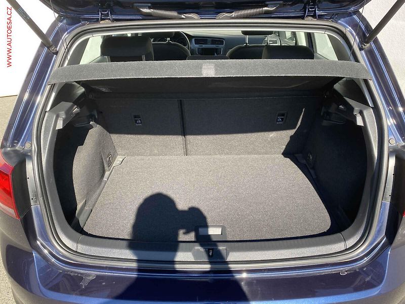 Volkswagen Golf (2016) 1.2 TSi, Trendline, bixen - fotka 7 z 17