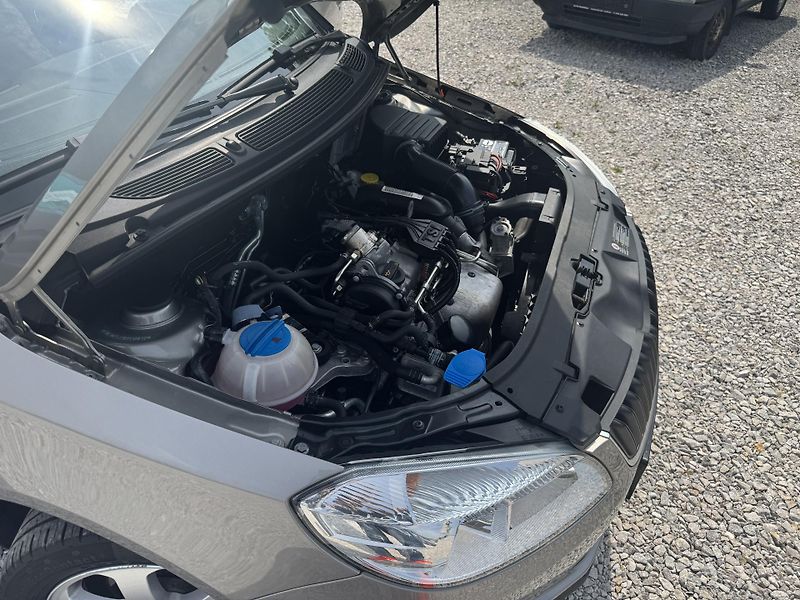 Škoda Fabia 1.2TSi,rezervace  - fotka 28 z 36