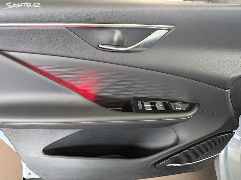 BAIC Ostatní (2025) ALL IN 130 kW Panorama DCT - fotka 13 z 26
