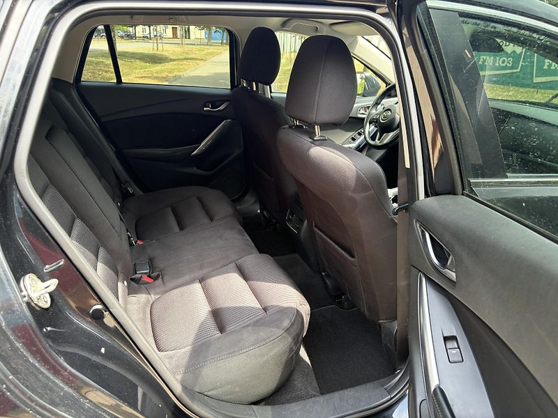 Mazda 6 2.0 Center-Line - fotka 21 z 31