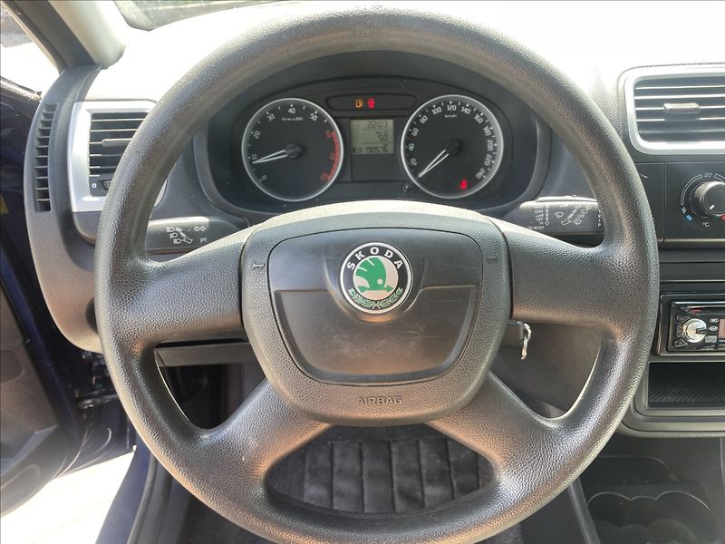 Škoda Fabia 1,4 i 16V Klima, po STK - fotka 14 z 41