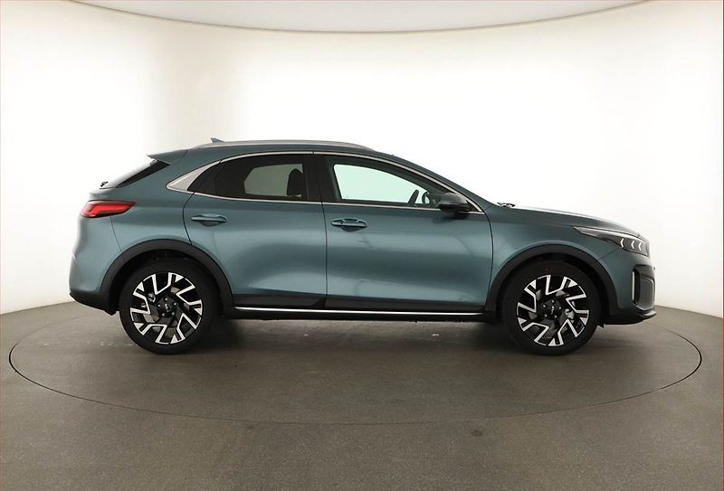 Kia XCeed (2025) 1.5 T-GDI, TOP, FullLed - fotka 6 z 18
