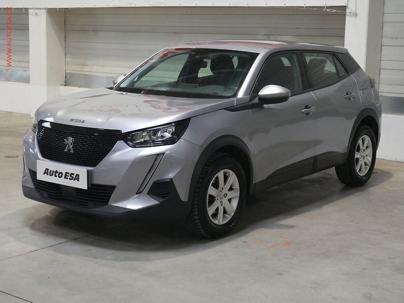 Peugeot 2008 (2020) 1.2PT, ČR, Active - fotka 3 z 17