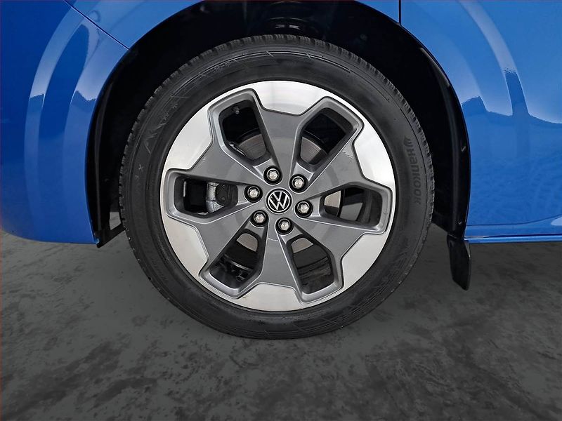 Volkswagen Caravelle (2025) 2.0 TDI 4Motion - fotka 15 z 27