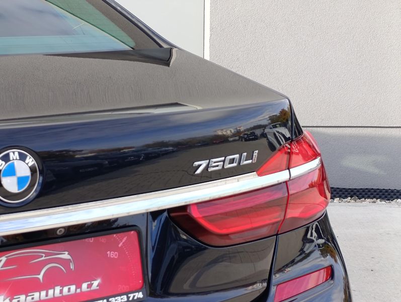 BMW Řada 7 750Li xDRIVE ČR 1.MAJ DPH - fotka 9 z 47