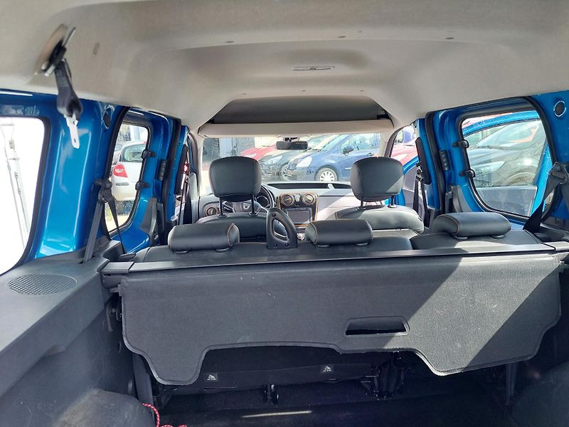 Dacia Dokker (2017) Stepway Celebration TCe 115 - fotka 19 z 31