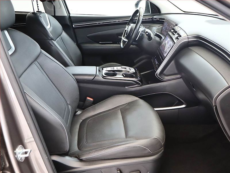 Hyundai Tucson (2022) 1.6 T-GDI PHEV - fotka 7 z 22