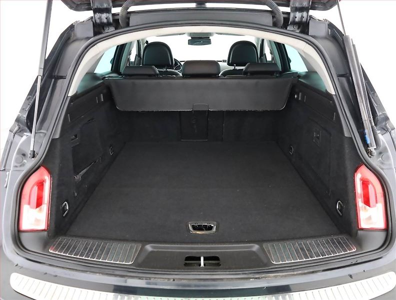 Opel Insignia (2010) 2.0 CDTI, nová STK, Tažné - fotka 17 z 17