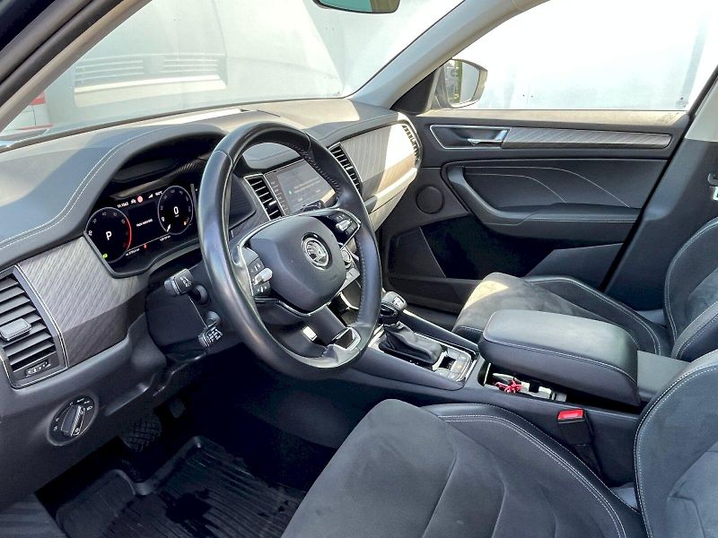 Škoda Kodiaq (2024) 2.0 TSI 140 kW Style Exclusive - fotka 8 z 29