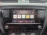 Škoda Octavia (2018) 1.6TDi, ČR, Ambition, zámek - náhled 11