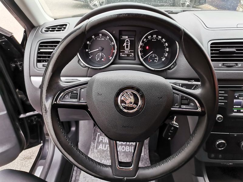 Škoda Yeti (2015) 1.2TSi 81kw AC Tažné PDC - fotka 12 z 27