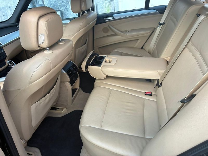 BMW X5 (2011) 40D, 3.0D, 225KW, XDRIVE - fotka 21 z 22
