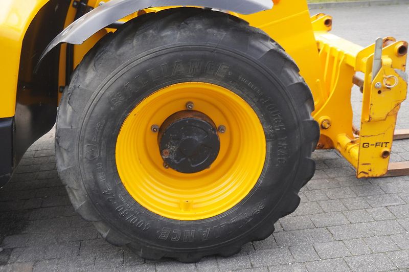 JCB (2021) 535-95 / 3.5 T / range 9.5 m - fotka 24 z 24