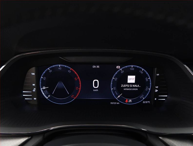 Škoda Octavia (2023) Ambition 2.0 TDI, ČR,1.maj - fotka 11 z 24