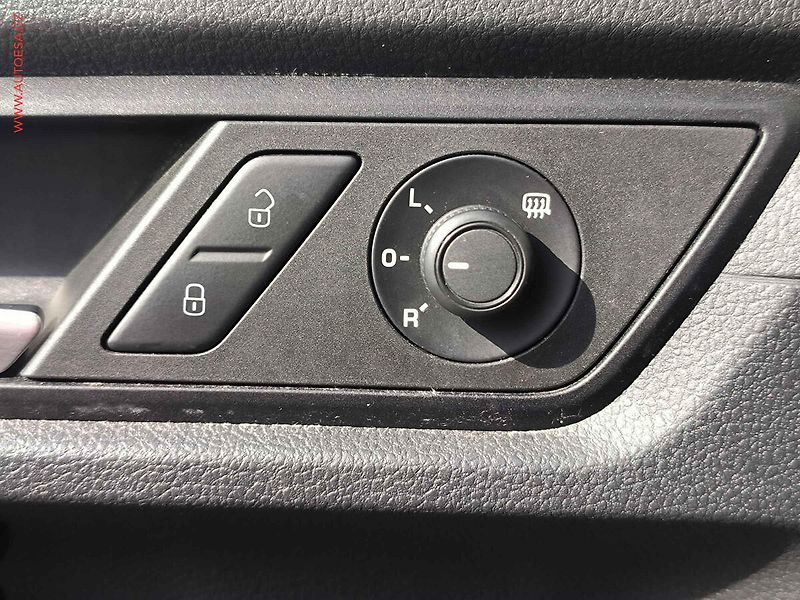 Volkswagen Caddy (2015) 2.0TDi MAXi 7míst - fotka 18 z 20