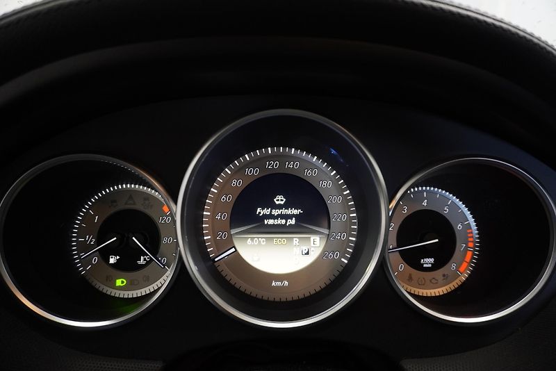 Mercedes-Benz CLS 350 CDI 225 kW - fotka 15 z 26