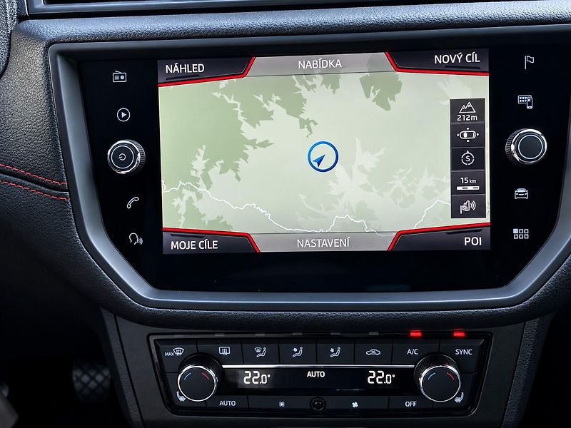 Seat Arona (2020) 1.5 TSI 110 kW FR - fotka 17 z 35