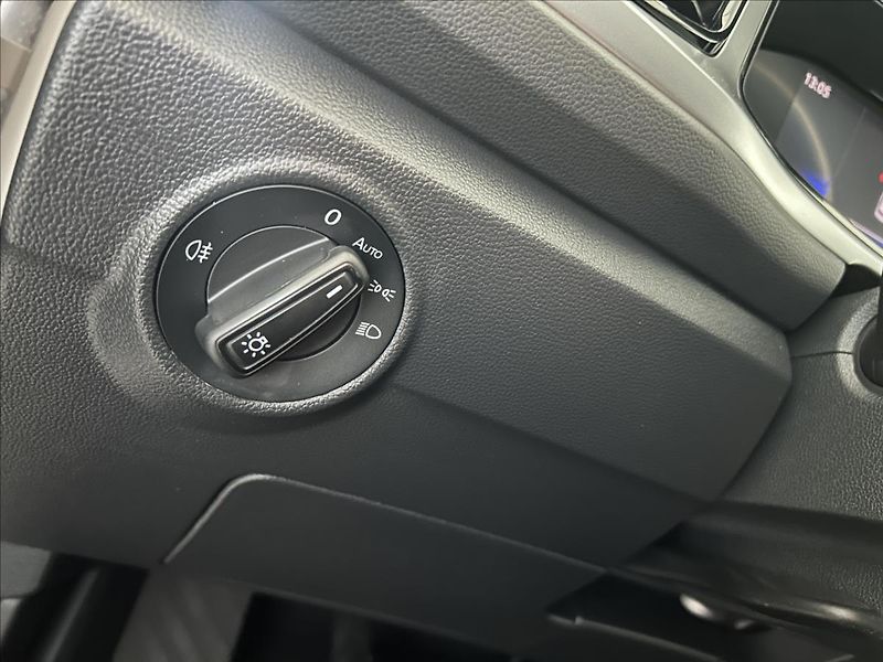 Volkswagen T-Roc 1,0   TSI 85kW,LIFE,1.MAJITEL - fotka 11 z 26