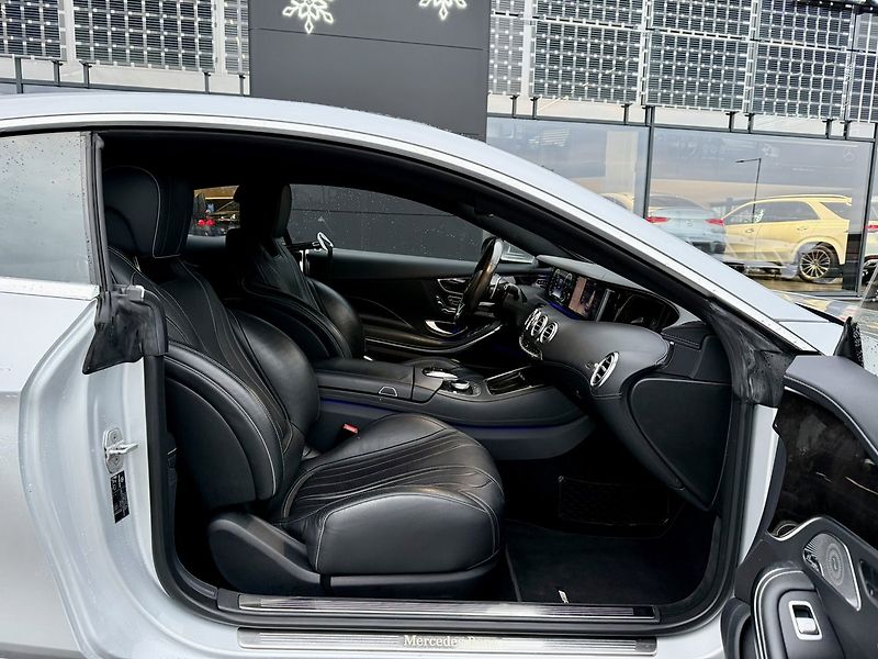 Mercedes-Benz Třídy S (2015) 500 4MATIC kupé - fotka 40 z 51