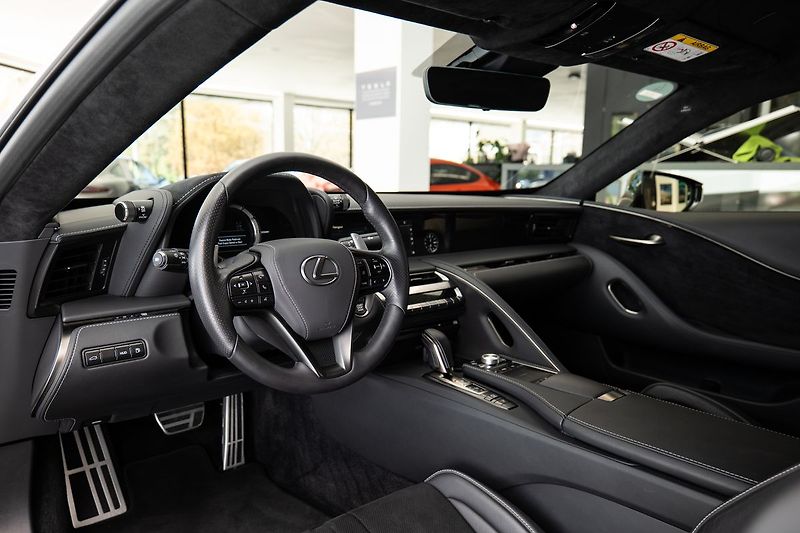 Lexus LC 500 Sport+ - fotka 5 z 27