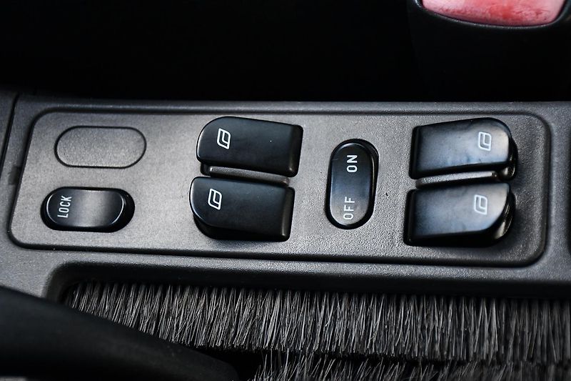 Saab 9-3 Aero TURBO VÝHŘEV TEMP - fotka 35 z 44