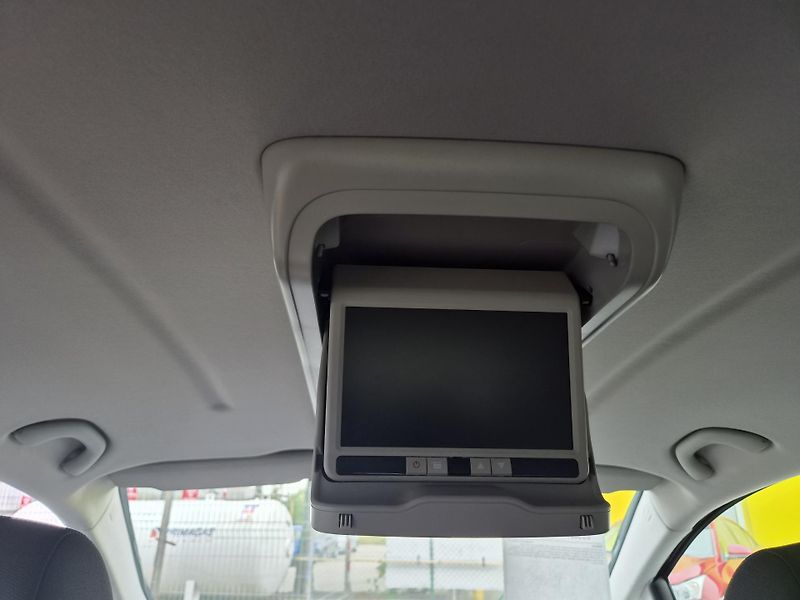 Seat Altea XL 1,6 TDI STYLE - fotka 9 z 15