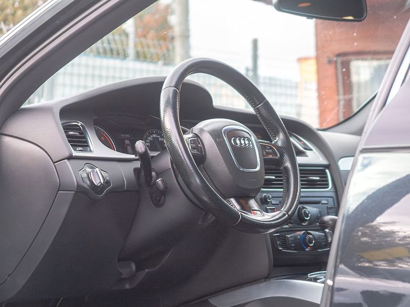 Audi A4 (2008) 2.0TDI 105KW Sline – ROZVODY - fotka 11 z 45