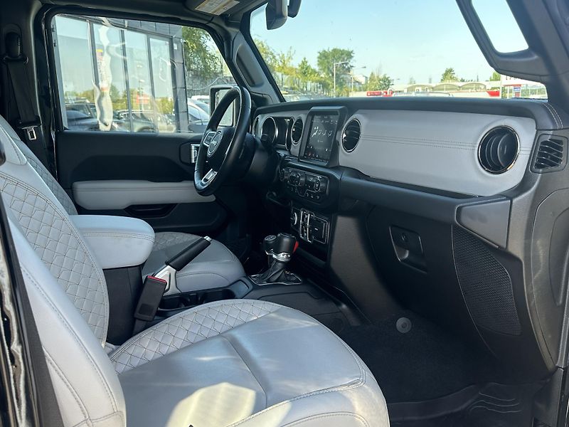 Jeep Wrangler (2022) Jeep Wrangler 2022 - fotka 17 z 19
