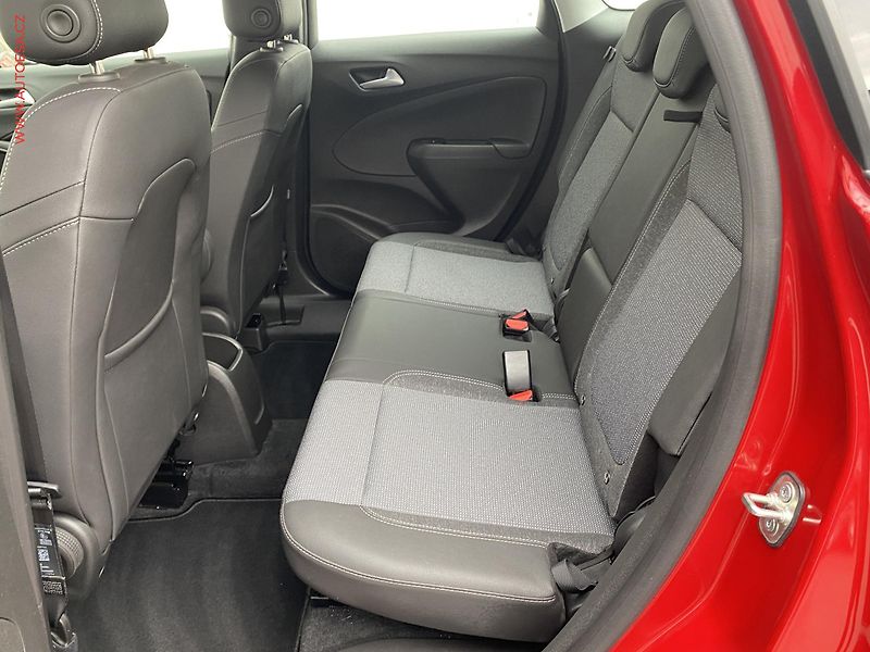 Opel Crossland (2023) 1.2 T, Elegance, LED, kamera - fotka 10 z 17