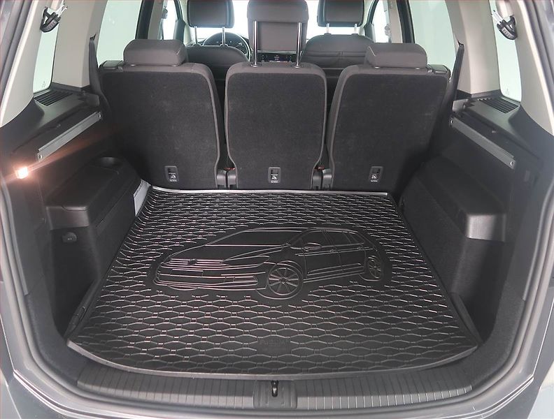 Volkswagen Touran (2018) 2.0 TDI, Automat, 7 míst - fotka 14 z 16
