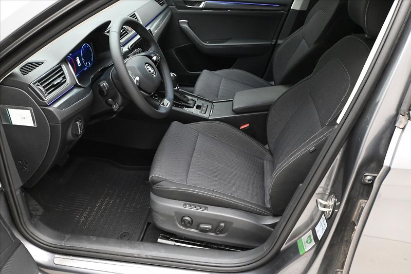 Škoda Superb 2,0 TDI 110kW DSG Style Záruka - fotka 11 z 24