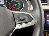 Volkswagen Passat (2023) Business 2.0 TSI 140kW DSG - náhled 26
