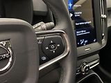 Volvo XC40 T2 ESSENTIAL  - náhled 20