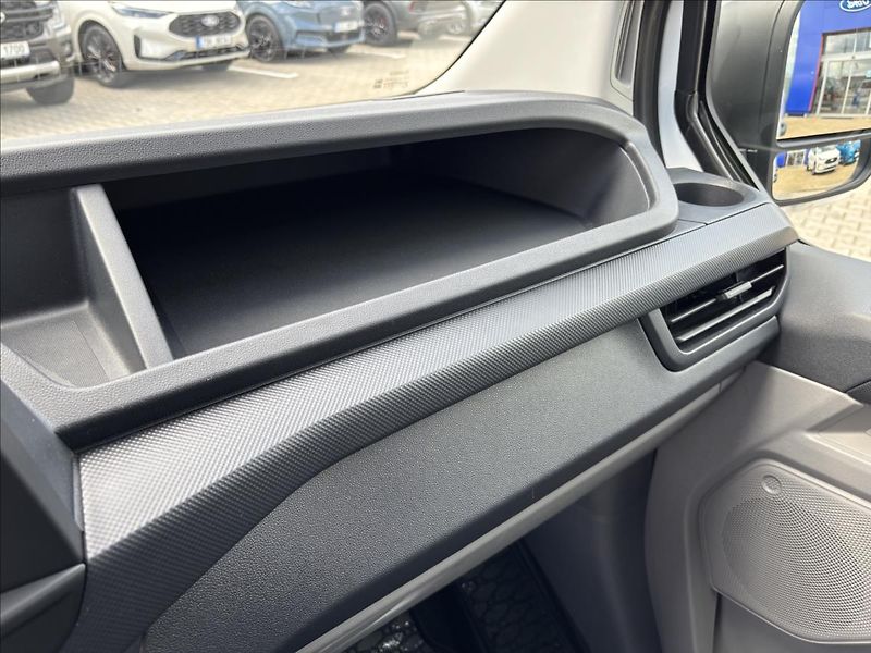 Ford Transit Custom 2,0 EcoBlue 100kW Trend L2 - fotka 43 z 43