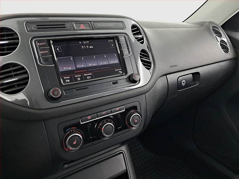 Volkswagen Tiguan (2013) 2.0 TDI, 4X4, Automat - fotka 12 z 18