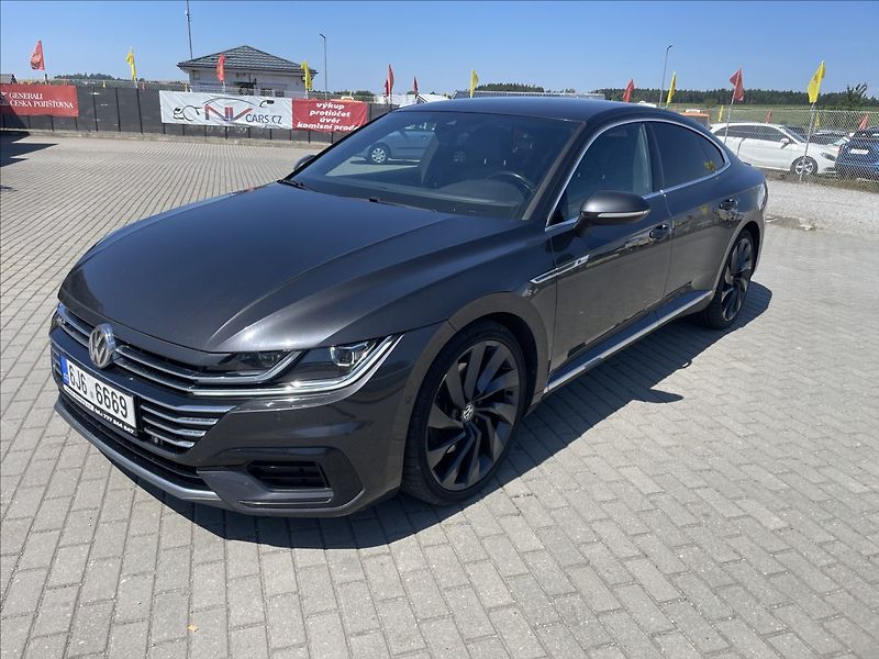 Volkswagen Arteon 2,0 BiTDi 176kw R-Line 4x4 DPH - fotka 32 z 39