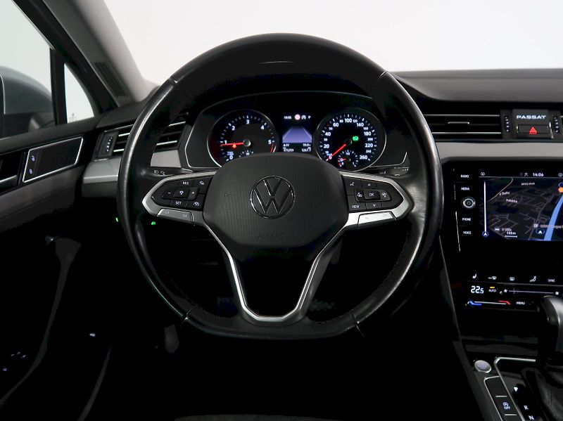 Volkswagen Passat (2023) BUSINESS PREMIUM 2.0TDI 90KW T - fotka 17 z 37