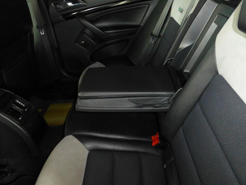 Škoda Octavia (2012) 2,0TDI-125KW*ALU*VYHŘ.SED***RS - fotka 15 z 25