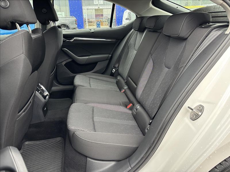 Škoda Octavia 2,0 TDI 85kW Style - fotka 14 z 36